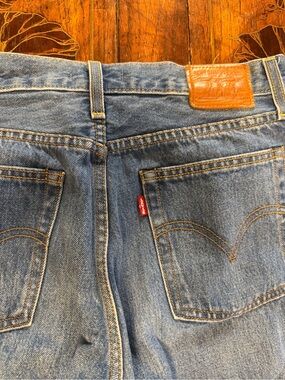Levi's Light Blue Cropped Ankle Jeans